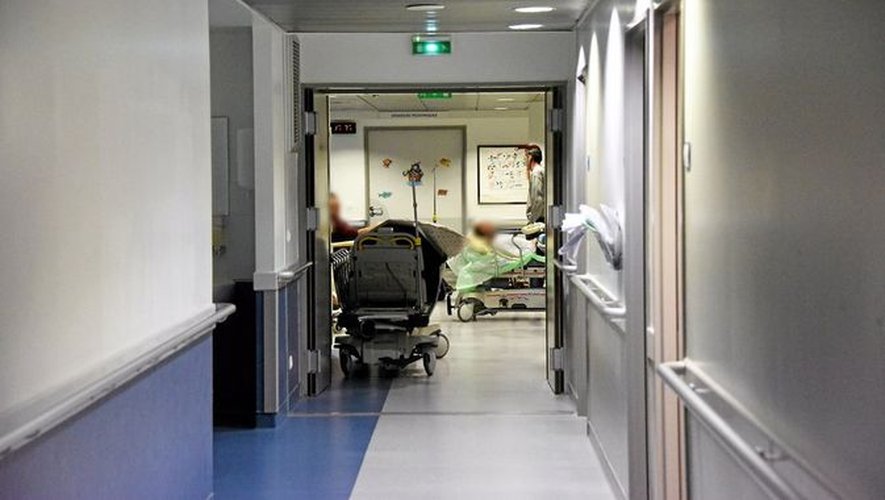 Un lit sur cinq serait fermé dans les hôpitaux publics.