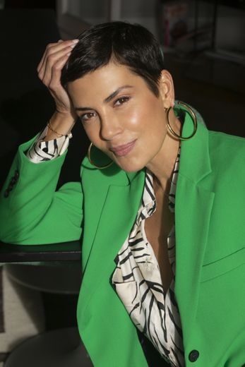 Cristina Cordula a lancé sa propre marque de maquillage Magnifaïk.