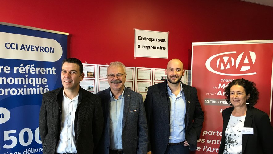 Au forum, autour des deux présidents Pierre Azémar et Dominique Costes, les responsables des services aux entreprises, Patrick Frayssinhes (CCI) et Anne Bousquié (CMA).