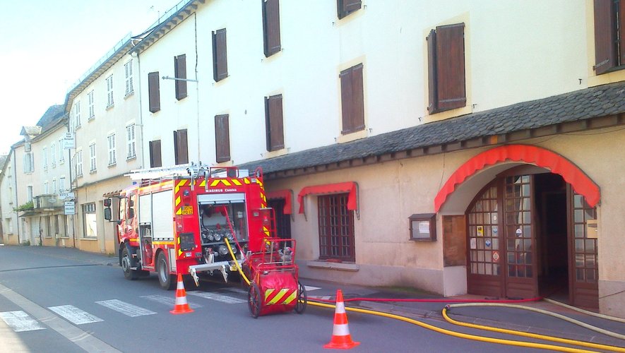 Après des manœuvres de pompiers, les hôtels Delon et Marre seront transformés en résidence seniors.