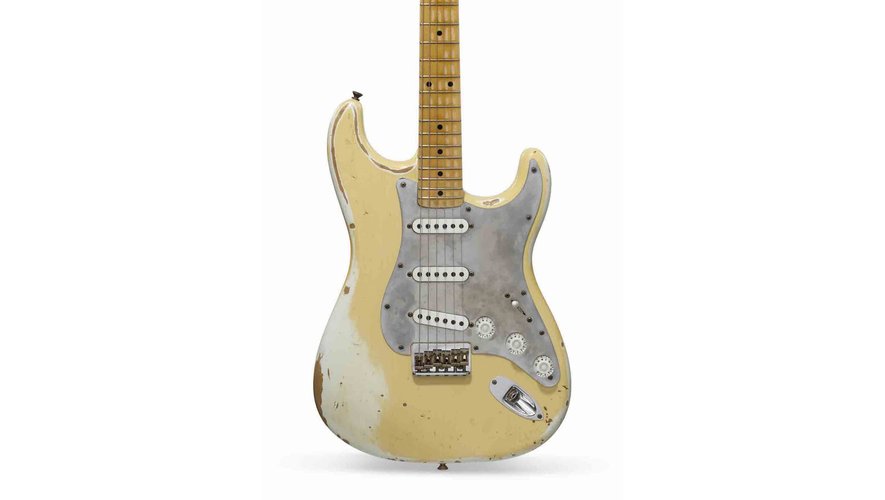 Plusieurs de guitares ayant appartenu à Nile Rodgers seront proposées aux enchères le 16 décembre.