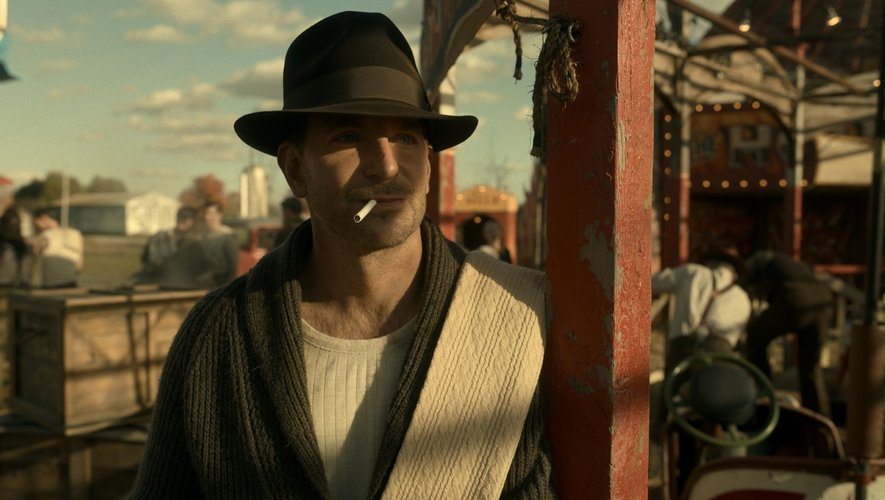 "Nightmare Alley" avec Bradley Cooper sortira le 19 janvier en France.