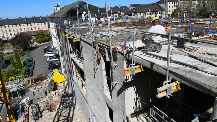 À Rodez comme à Millau, la dynamique d'évolution de la population est ...