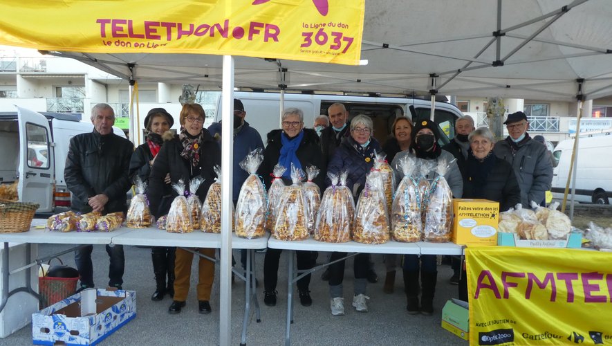 Les bénévoles dimanche dernier place de l’Étoile à La Primaube lors du marché.