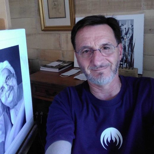 Jean-Luc Ganz avec un de ses portraits
