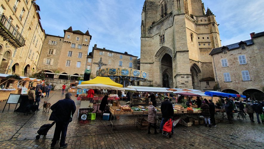 Le marché du samedi a lieu exceptionnellement ce vendredi 31 décembre.