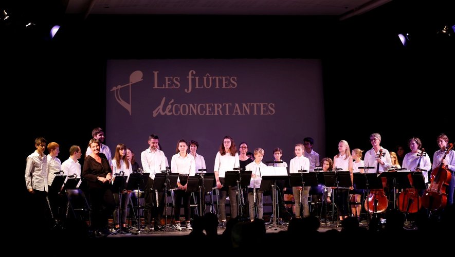 Un orchestre de 30 musiciens, élèves ou professeurs du conservatoire.