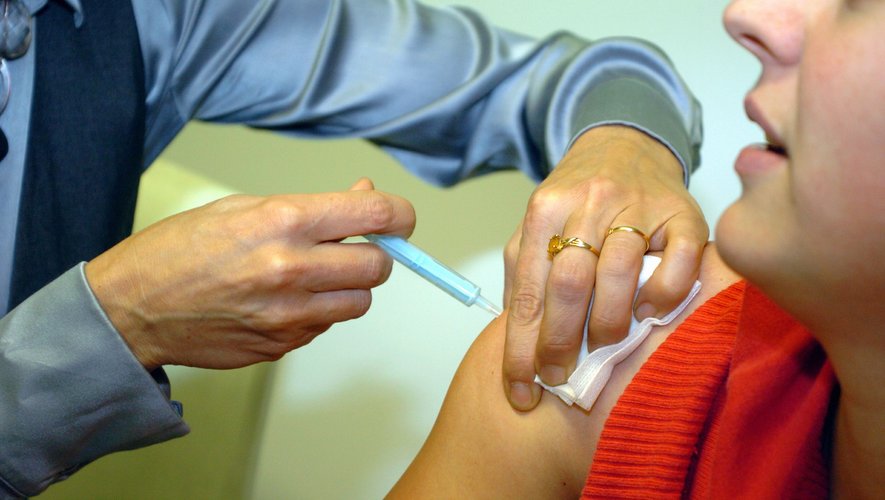 En Aveyron, 24,3 % de la population n'avait pas de schéma vaccinal complet au 9 janvier 2022.