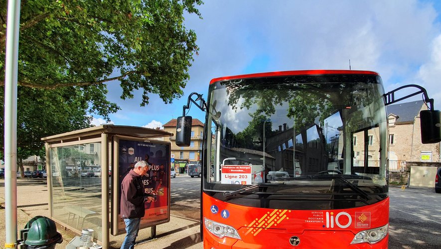 VillefranchedeRouergue. Le projet des lignes de bus municipales se