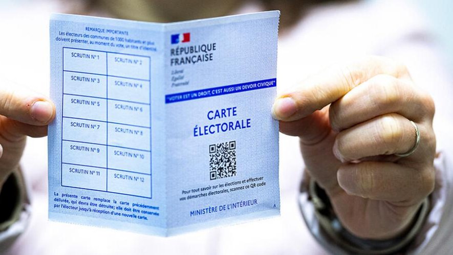 Un QR code se trouve maintenant sur la carte électorale avant l'élection présidentielle.