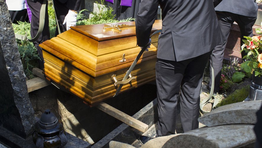 En manque de personnels, les pompes funèbres peinent à garantir leurs services dans les délais légaux.