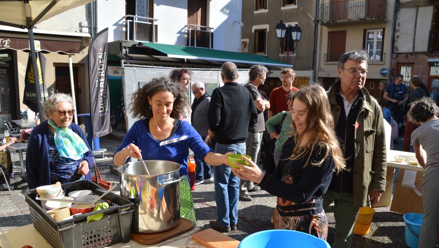 En 2019 la dernière  opération "soupe" avait animé avec succès la place du marché d’Espalion.