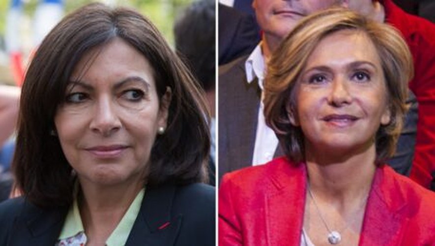 La candidate Les Républicains, Valérie Pécresse (à droite), recueille 939 parrainages, contre 652 pour sa rivale socialiste Anne Hidalgo.
