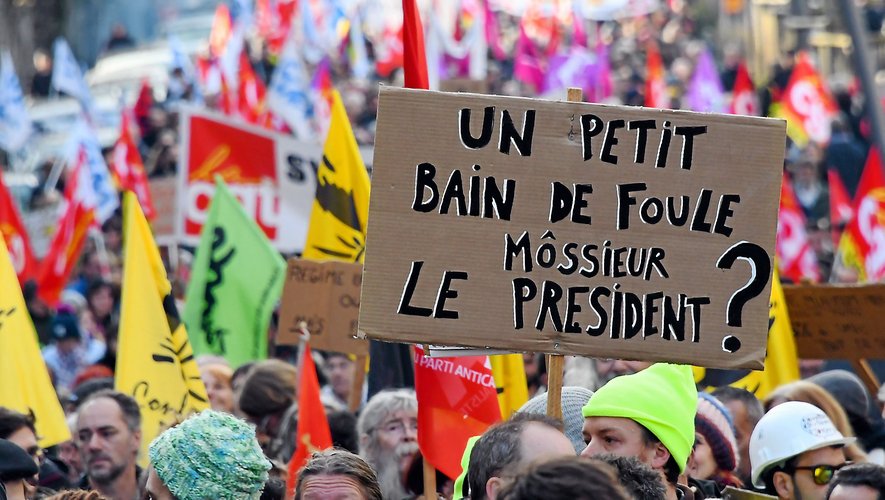 Dans plusieurs villes d'Occitanie, des départs vers Paris s'organisent pour protester contre les restrictions sanitaires.