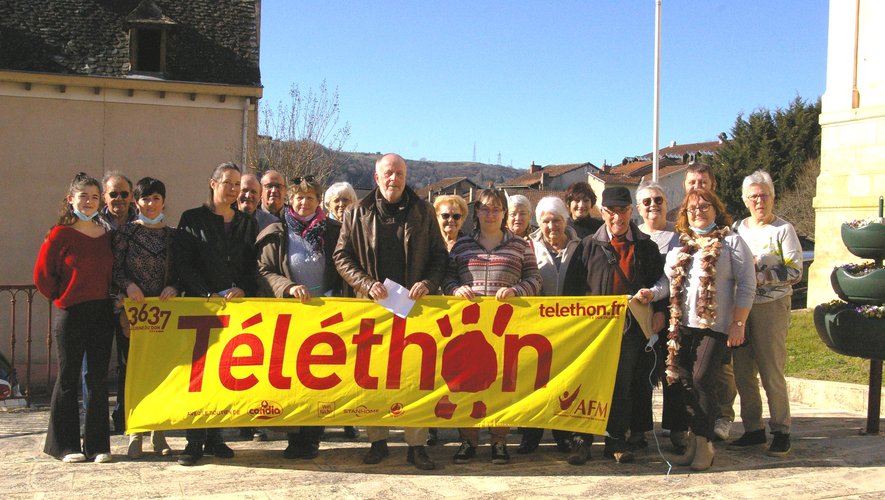 Les représentants des associations aubinoises et les membres d’Espoir et Vie étaient présents mercredi dernier à Aubin.