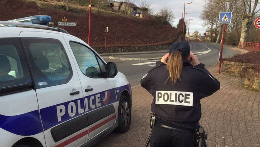Comme toutes les semaines, policiers et gendarmes effectuent des contrôles sur les bords des routes aveyronnaises.