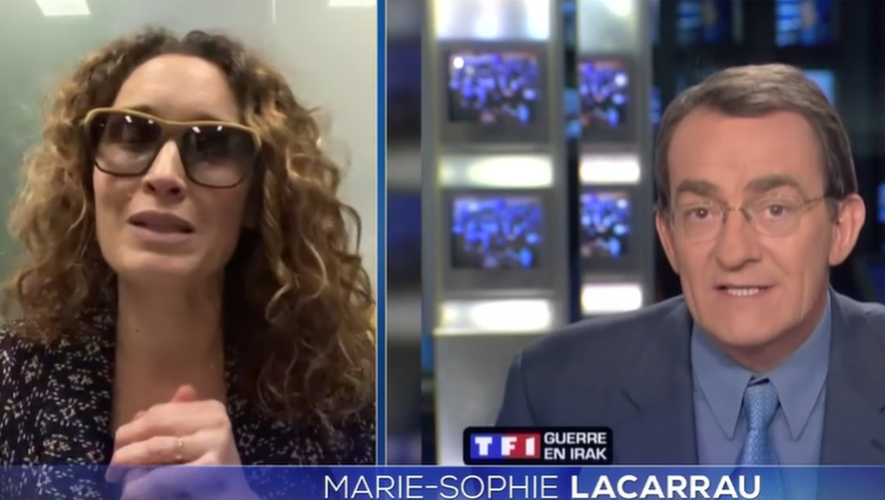 Marie-Sophie Lacarrau a succédé à Jean-Pierre Pernaut à la présentation du journal de 13h de TF1 en janvier 2021.