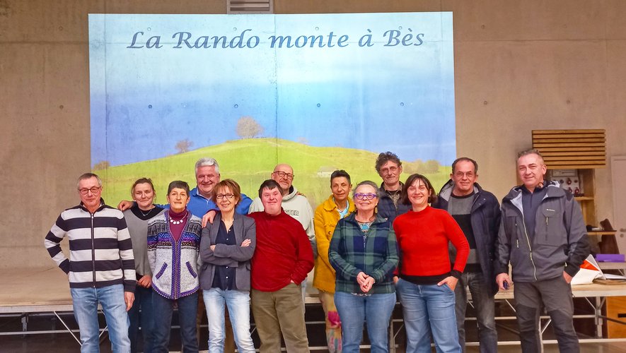 Une bonne partie du groupe de l'association Rando Monte à Bès.