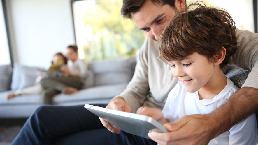 Les parents doivent pouvoir garder la main sur l'activité de leurs enfants sur Internet.