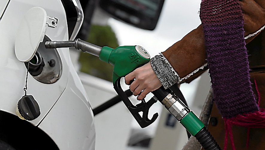 Une remise de 15 centimes par litre sur tous les carburants dès le 1er avril.