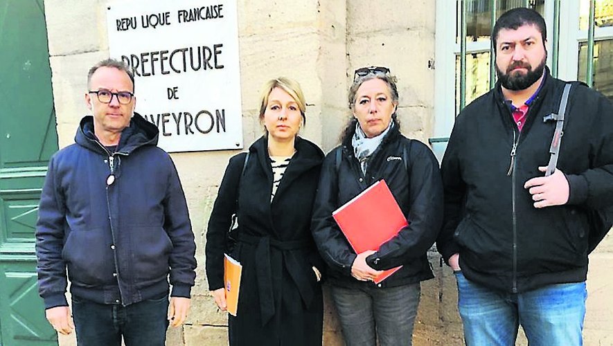 David Gistau, Ghislaine Gistau, Sandrine Dufraisne  et Sébastien Lallier, représentants CGT du personnel SAM, rencontrent chaque semaine la préfère  de l’Aveyron et le préfet honoraire M. Cantal.