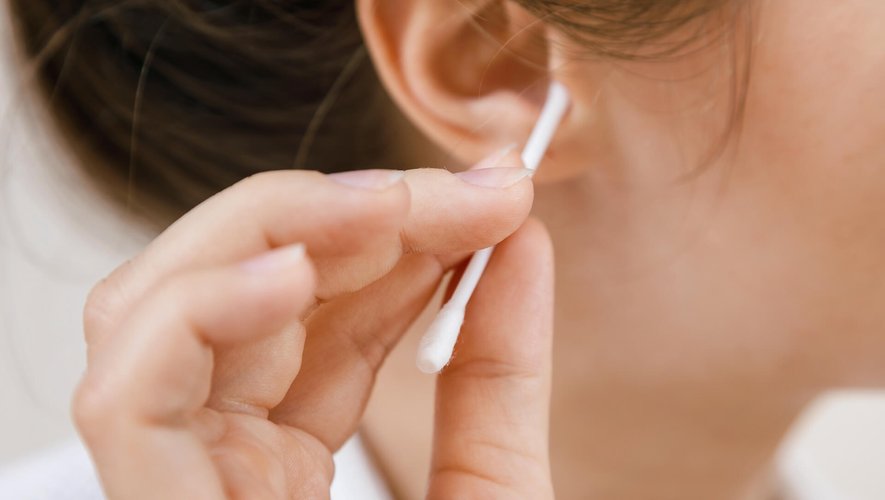 Cérumen : le "cire d’oreille" à la loupe