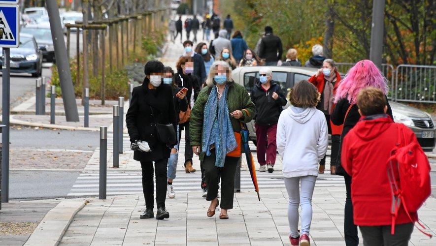 Durant ces deux ans de pandémie, le port masque s'est peu à peu imposé dans notre quotidien.