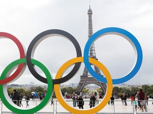 VIDEO. Jeux olympiques et paralympiques : la Tournée des drapeaux passe par  l'Aveyron ce mercredi 