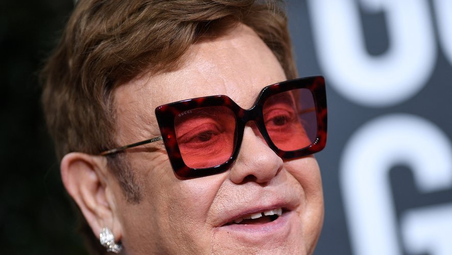 Elton John célèbre ses 75 ans vendredi et sort pour l'occasion l'album "Diamonds: The Ultimate Greatest Hits".