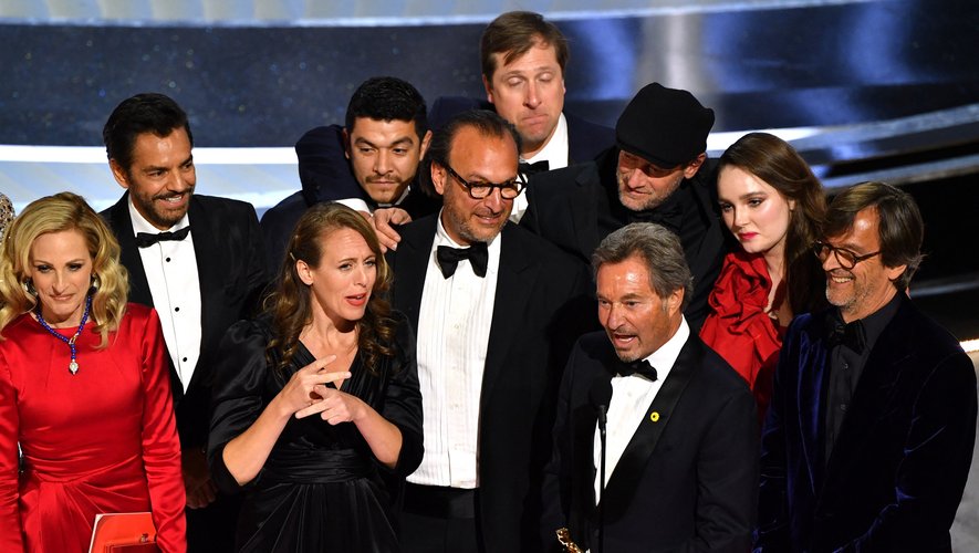 "CODA", un film diffusé par une plateforme de streaming,  a raflé la récompense suprême du meilleur long-métrage aux Oscars.