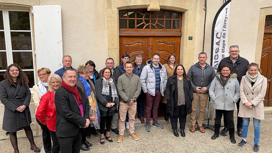 Ce mardi, Laissac et ses cinq voisins Villages étape d’Occitanie, en réunion pour partager leurs plans d’action.
