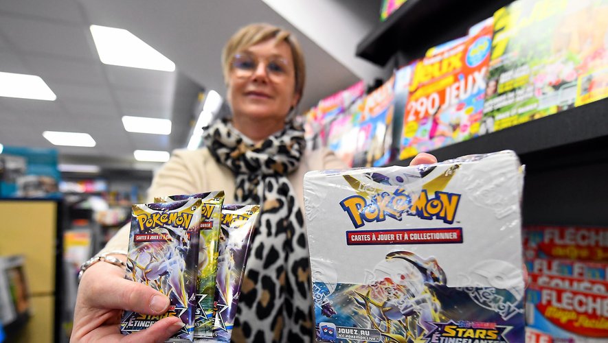 Certains collectionneurs n'hésitaient pas à vider des rayons entiers de cartes Pokémon avant Noël.