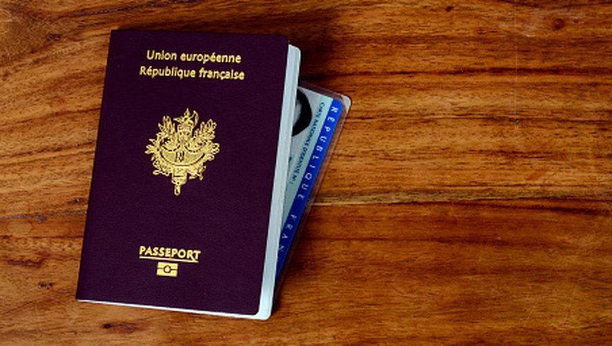 Attention à avoir une pièce d'identité à jour, notamment pour voyager à l'étranger.