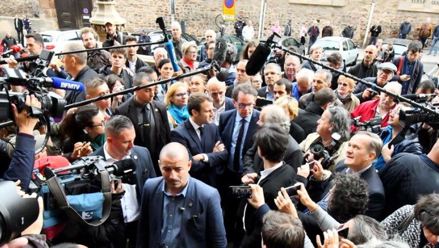Toute la presse nationale était à Rodez pour le dernier déplacement de campagne d'Emmanuel Macron en 2017.