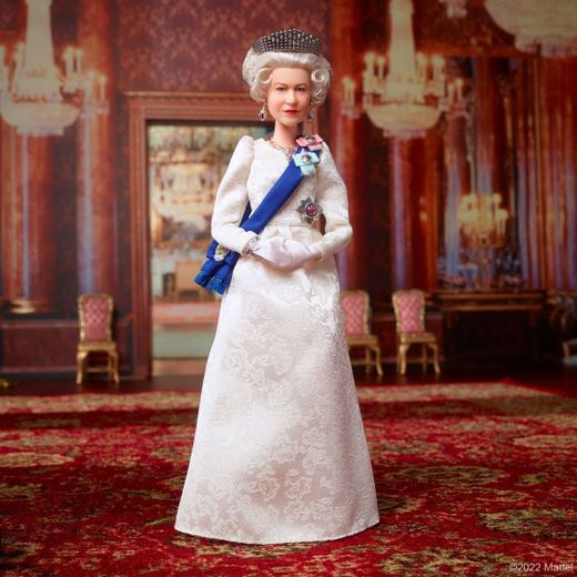 La poupée Barbie à l'effigie de la reine Elizabeth II.