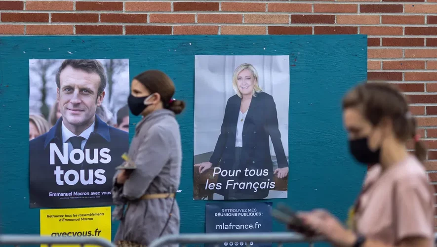 Marine Le Pen a voté à Hénin-Beaumont, Emmanuel Macron au Touquet.