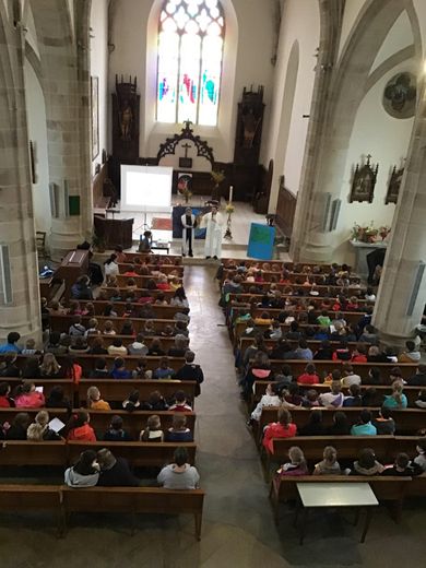 200 élèves à l’église de Cassagnes