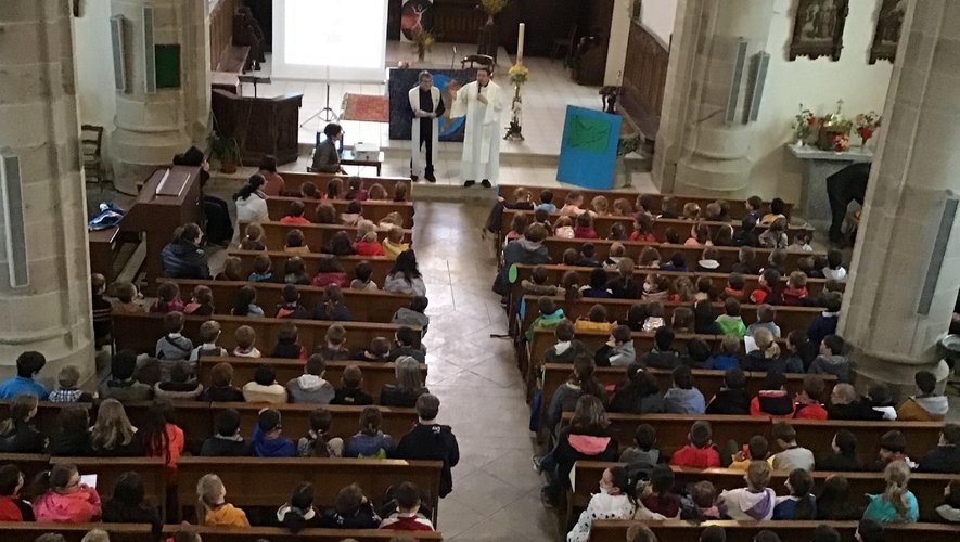 200 élèves à l’église de Cassagnes
