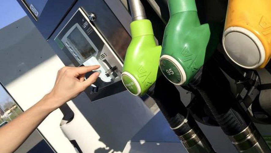 La ristourne de 18 centimes par litre de carburant devrait être remplacée à l'été.