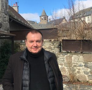 Christophe Bourseiller donnera une conférence.