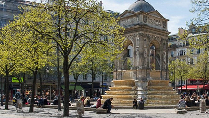 C'est l'une des plus ancienne fontaines de Paris. 