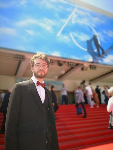À Cannes, le jeune homme originaire de Rodez se jette dans la grande marmite du cinéma français et international. .AP