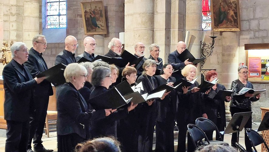 Les choristes du Chœur Départemental de l’Aveyronlors d’une prestation à Rodez.