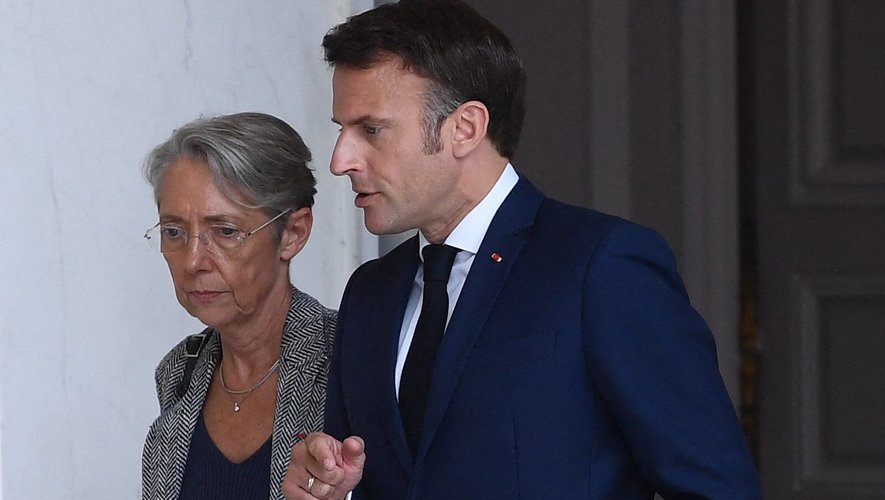 Emmanuel Macron réunit ce lundi les membres du nouveau gouvernement Borne en conseil des ministres.