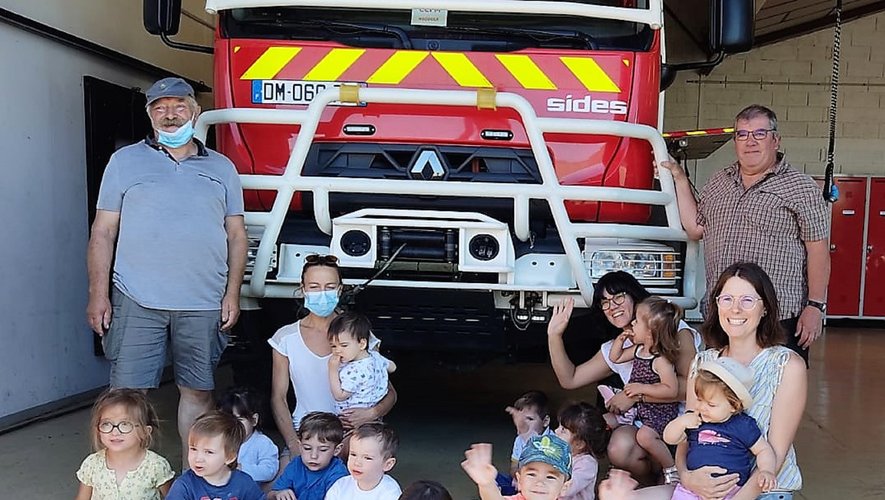 Les bambins chez les pompiers: du pur bonheur!