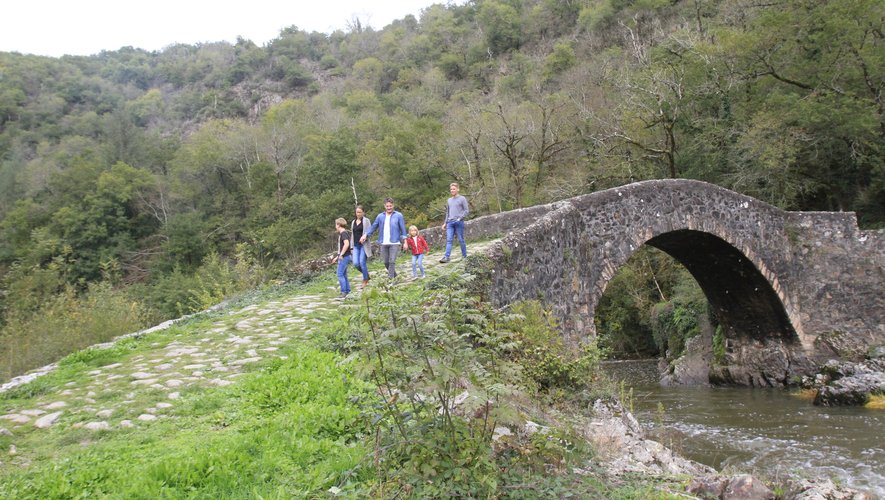 Le pont gallo-romain du Cayla.