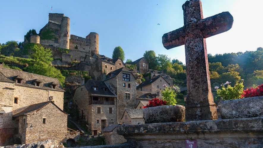 De seigneurie médiévale à Plus beaux villages de France
