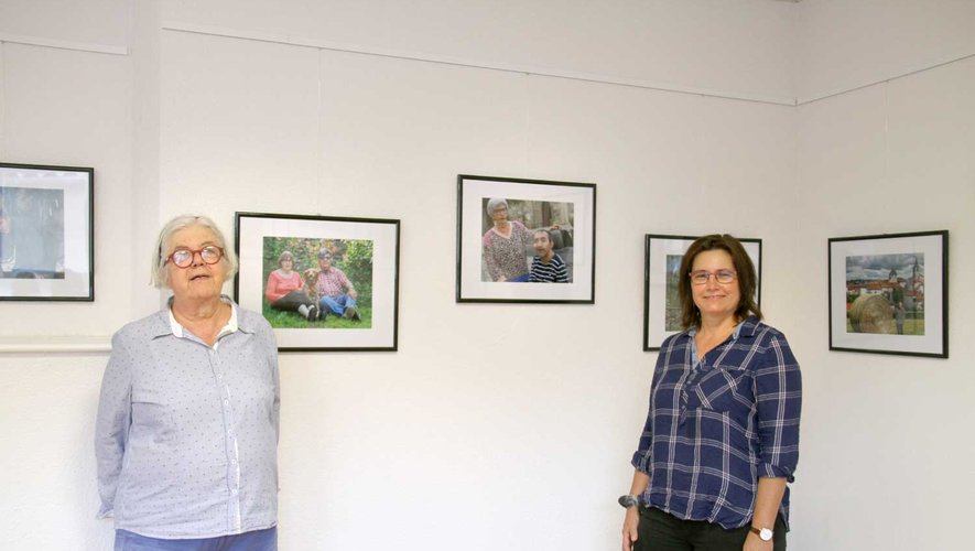 Annick Jourdon et Cathy Fraut présentent les photographies de cette 2è saison.