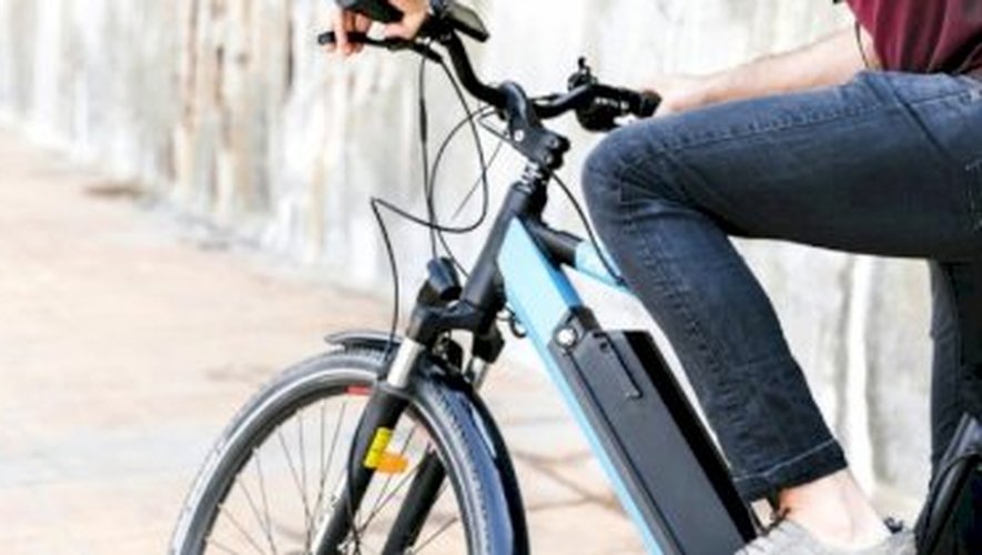 En 2021, les Français ont investi en masse dans la bicyclette, avec pas moins de 2,8 millions d’unités vendues sur le territoire, dont quelque 660 000 vélos avec assistance électrique (ou VAE). 