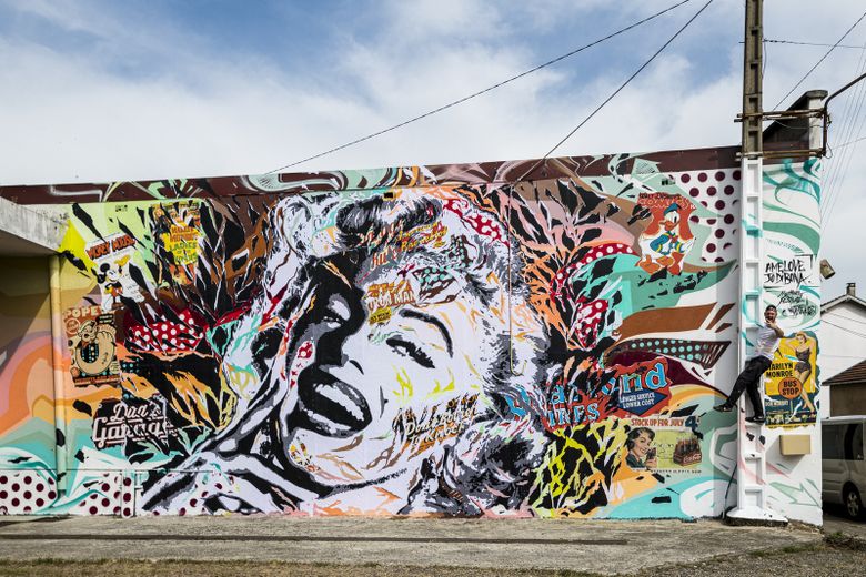 Le parcours street art « MurMurs » permet de découvrir, à Decazeville, des œuvres surprenantes.